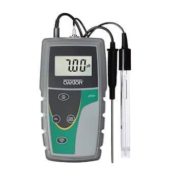 Oakton Handheld pH Meter (field use)
